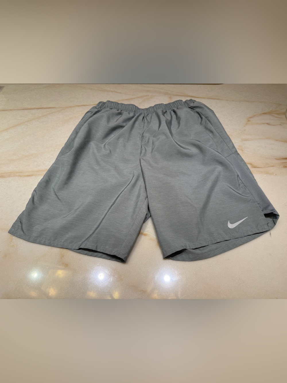 Nike Men’s Light Gray Athletic Training Shorts